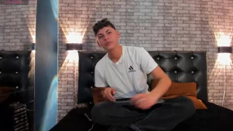 Smith online show from April 16, 8:31 pm