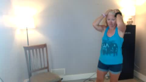 smitheight online show from June 20, 2:40 am
