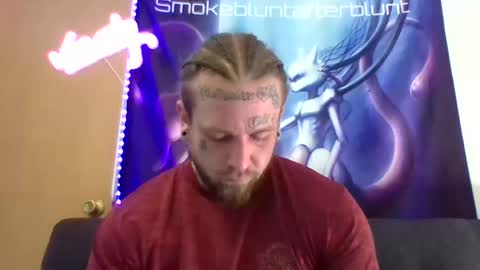 smoke online show from April 23, 3:02 pm
