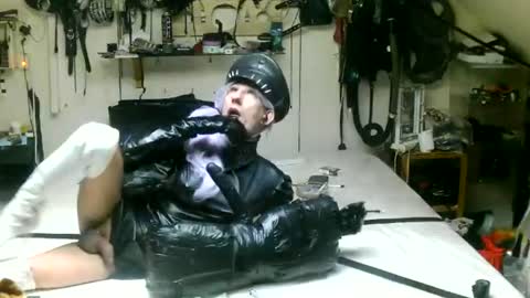 smokeslut365 online show from July 2, 6:07 am