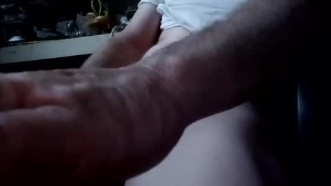 Snapshot of smokewagon22 chatting on February 20, 9:22 am smokewagon22 online show from February 20, 9:22 am