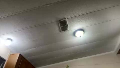 smokeymt420 online show from December 2, 5:26 am