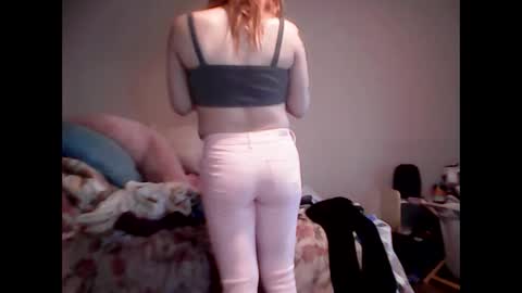 SmolHungGothWitch online show from February 18, 6:26 am