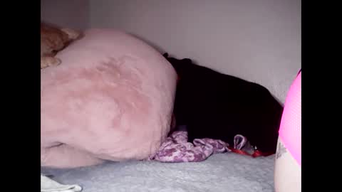 SmolHungGothWitch online show from September 15, 4:47 am