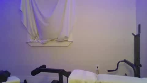 smoothmusclecam online show from December 5, 3:09 am
