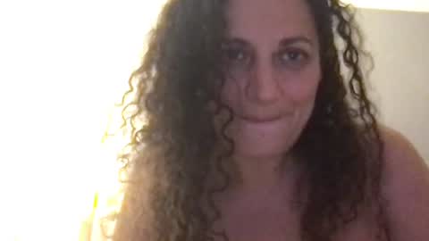 snarley33 online show from May 10, 3:35 am