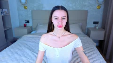 snow_whiteeex online show from June 10, 4:23 am