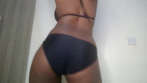 Snapshot of snowfox254 chatting on October 15, 7:47 pm snowfox254 online show from October 15, 7:47 pm