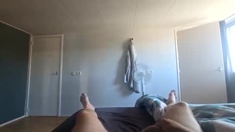snowguydutch online show from July 1, 8:12 am