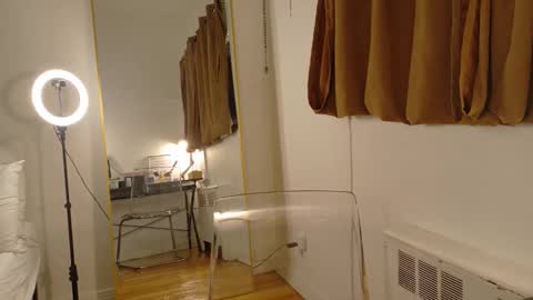 Babygirl Ivy online show from October 25, 1:28 am