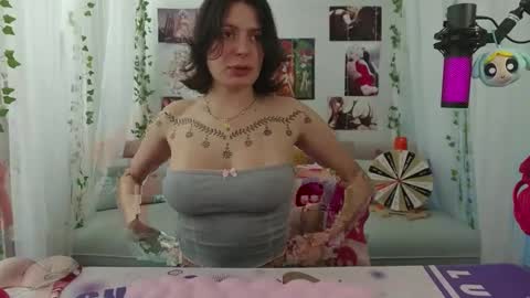 socvnt online show from May 8, 6:57 pm