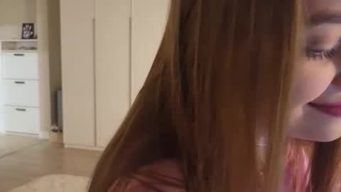 Sophy online show from March 5, 6:39 pm