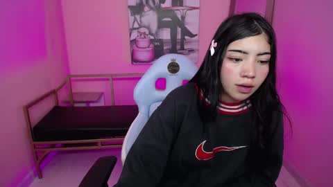 soffi_x online show from April 11, 7:45 am