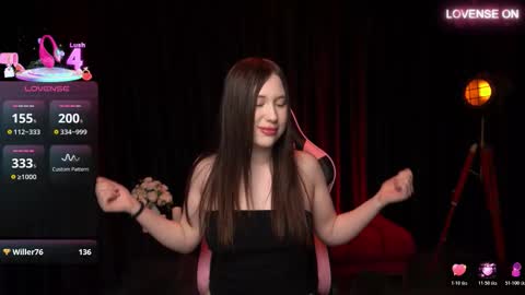 soffiray online show from December 13, 7:53 pm