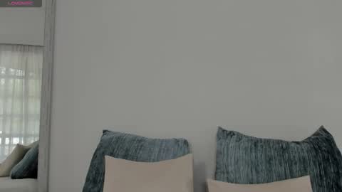 Sofi  online show from November 17, 1:35 pm