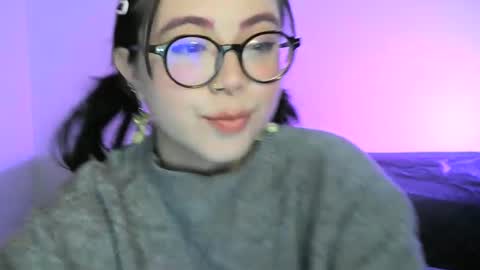 Snapshot of sofi_lynch chatting on October 5, 4:32 am Sofi Lynch online show from October 5, 4:32 am