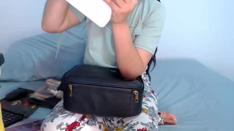 sofi rojas online show from November 24, 1:04 am