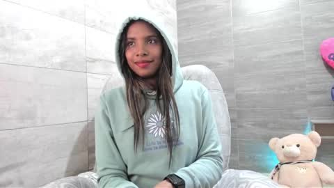 sofia86379 online show from February 24, 1:46 am