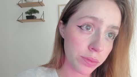 Snapshot of sofia_palacios_ chatting on January 15, 2:49 am online show from January 15, 2:49 am