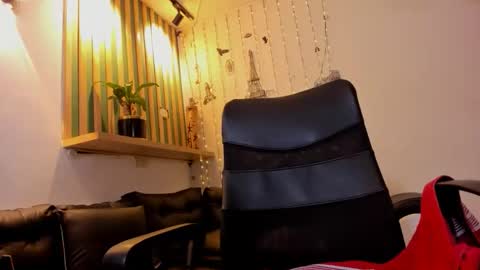 SOFIA online show from December 4, 4:06 pm