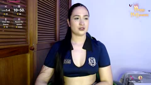 sofiaduque_26 online show from October 31, 9:37 pm