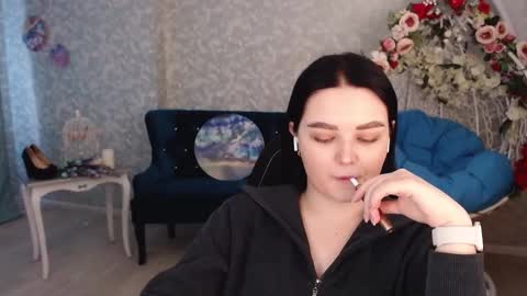 SofiaJohanes online show from January 16, 9:37 am