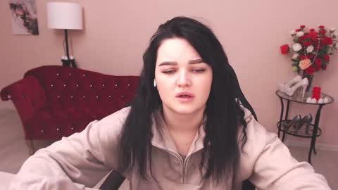 SofiaJohanes online show from December 9, 6:12 am