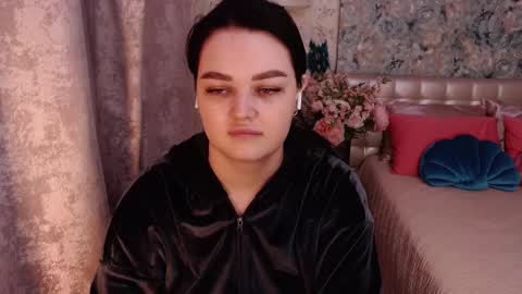 SofiaJohanes online show from January 15, 6:22 am