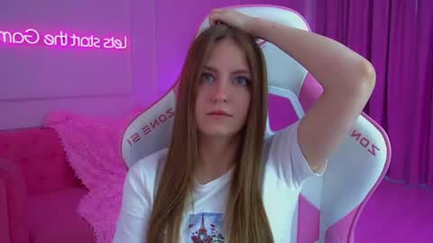 Sofia online show from July 6, 3:03 pm