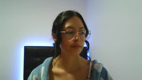 Sofi online show from February 4, 11:47 am