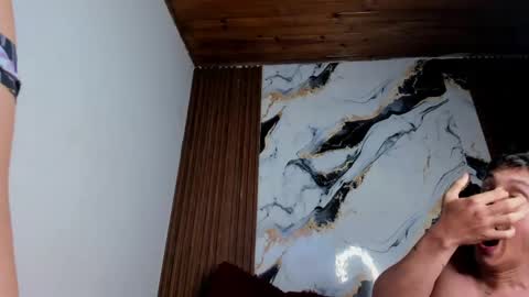 Sofia and Noah online show from March 27, 11:33 am