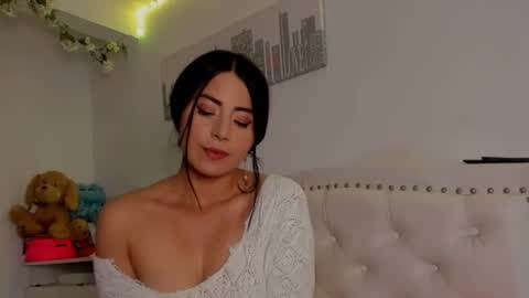 Sofia  PVT online show from December 11, 3:45 am