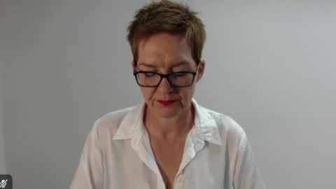 Sofie Velvet online show from April 27, 6:22 am