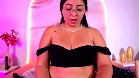 Sofii Lopezz online show from March 10, 6:12 pm