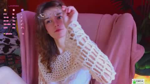 E online show from March 18, 8:31 am