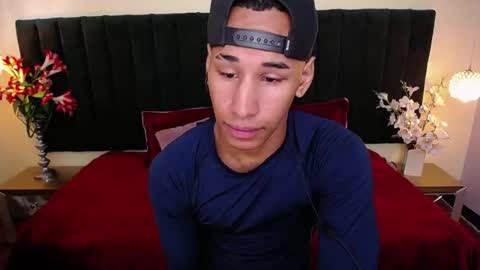 Cam and Amy online show from January 10, 8:25 pm