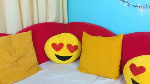 Lilly online show from February 23, 6:15 am