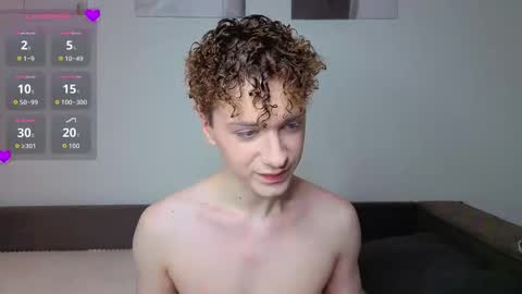 Angel online show from March 15, 9:29 pm