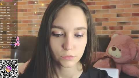 Elly online show from November 16, 7:21 am