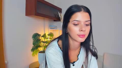 Snapshot of softlyy_bold chatting on September 27, 7:17 am Alice online show from September 27, 7:17 am