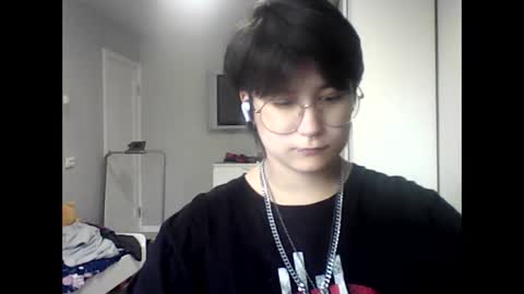 softtempt_isla online show from October 31, 10:26 am