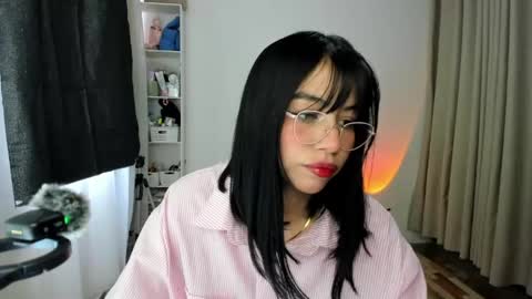 sol online show from April 21, 8:38 pm