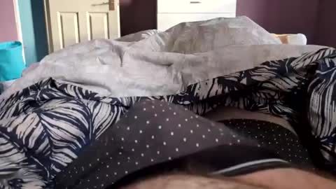 solidchris21 online show from March 2, 7:59 am