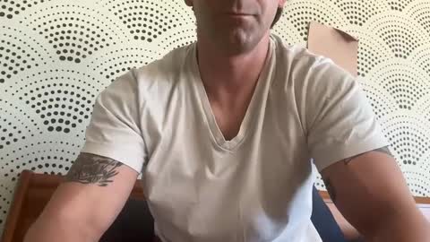 Some guy00 online show from December 10, 7:43 pm