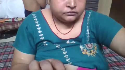 soni88888 online show from May 26, 4:02 pm