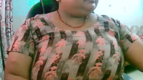 soni88888 online show from April 13, 11:25 am