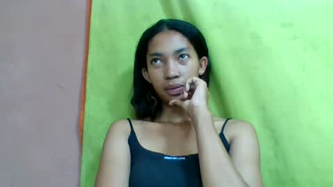 sonia4000 online show from July 25, 2:42 am