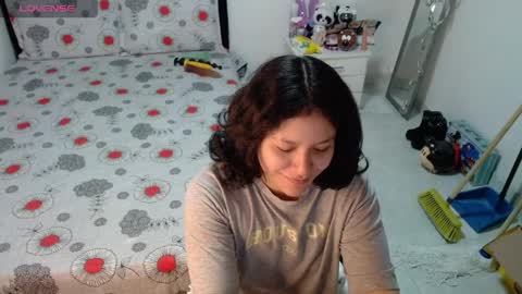 sonialatin69 online show from March 30, 12:16 pm