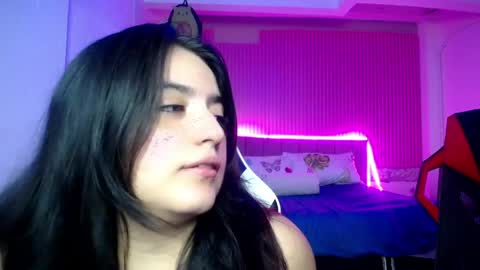 sonic_jess07 online show from April 21, 9:05 am