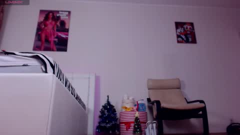 Sonja Ray online show from January 6, 5:28 pm